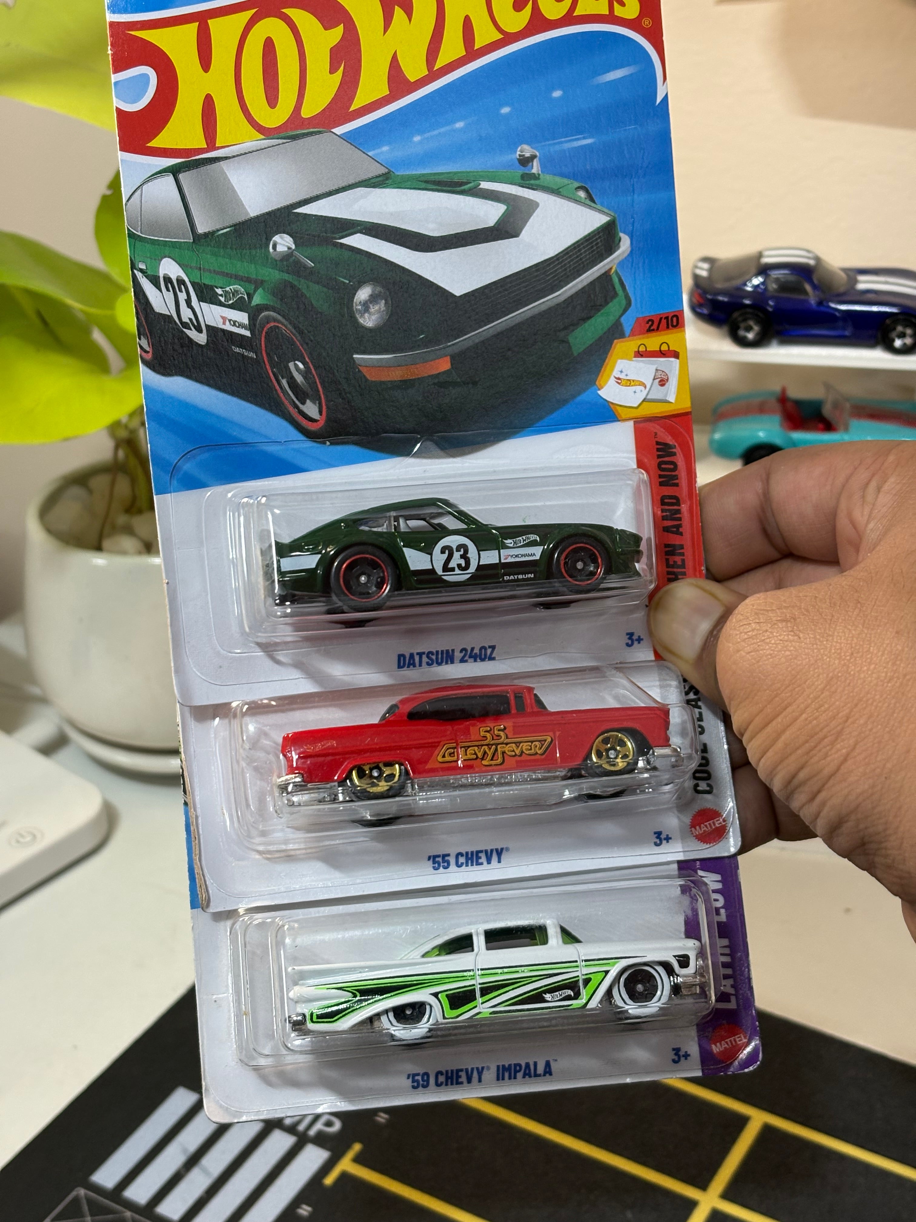 Hot Wheels 3-Car Bundle – Datsun 240Z, '55 Chevy & '59 Chevy Impala