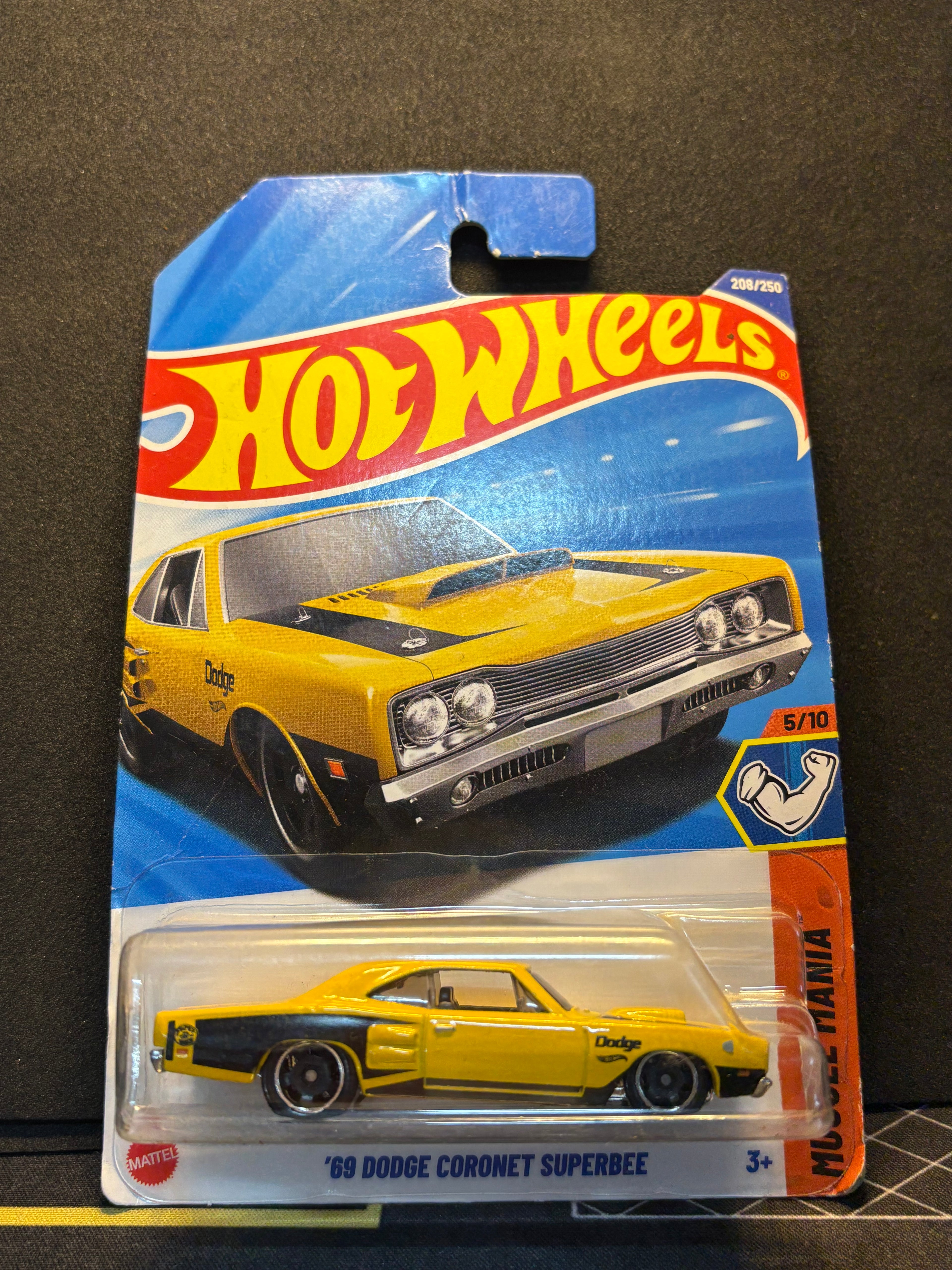 Hot Wheels '69 Dodge Coronet Superbee – 2025 Imported Mainline 1:64 Scale