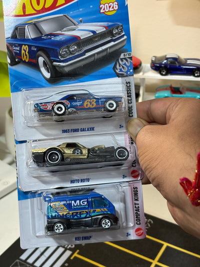Hot Wheels 3-Car Bundle – 1963 Ford Galaxie, Hoto Roto & Kei Swap
