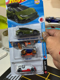 Hot Wheels 3-Car Bundle – Toyota Prius Custom, Click Shift & Pass 'N Go