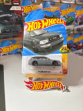 Hot Wheels '17 Audi RS 62 Avant – Imported Mainline 1:64 Scale
