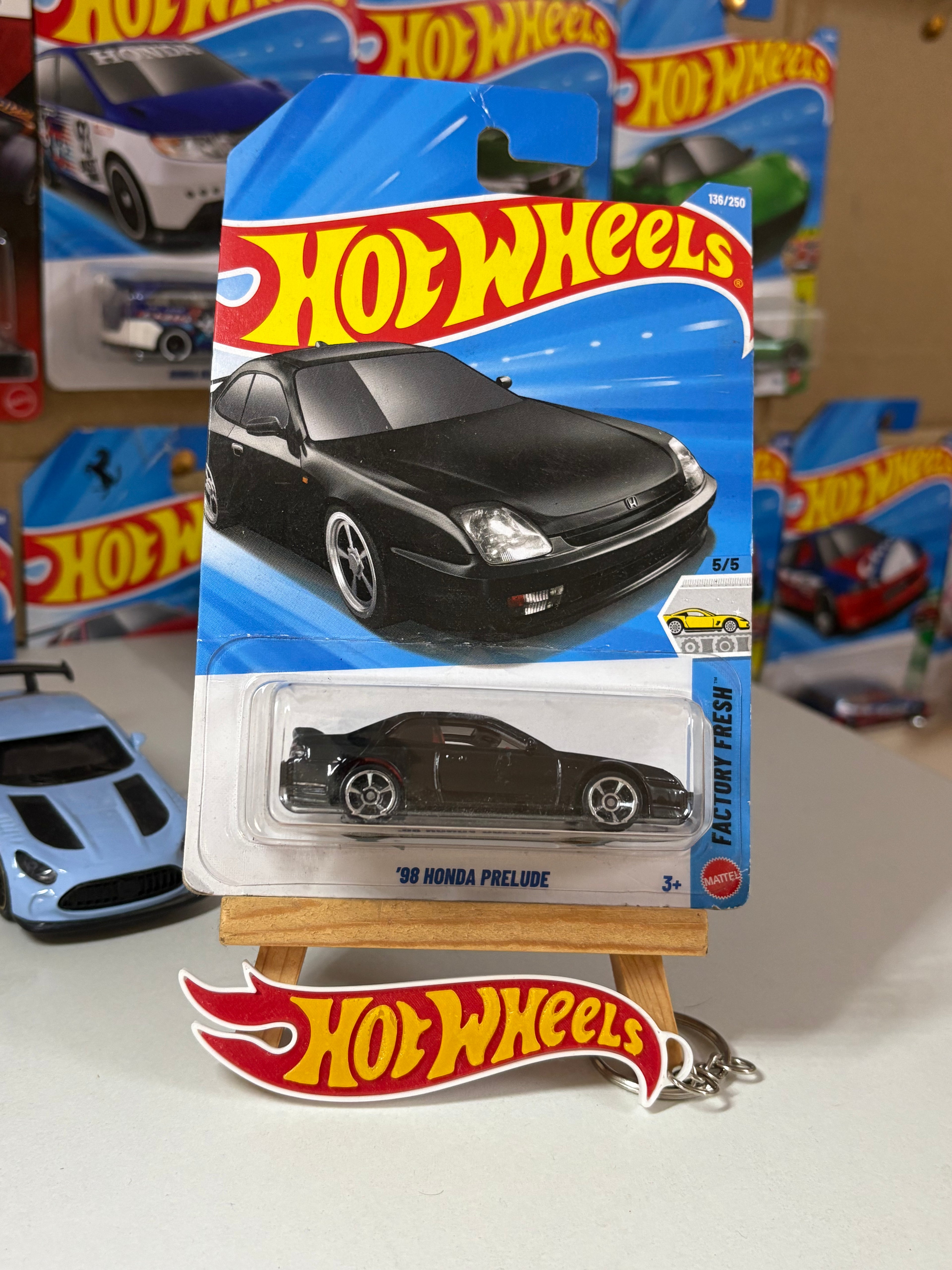 Hot Wheels '98 Honda Prelude – Mainline 1:64 Scale