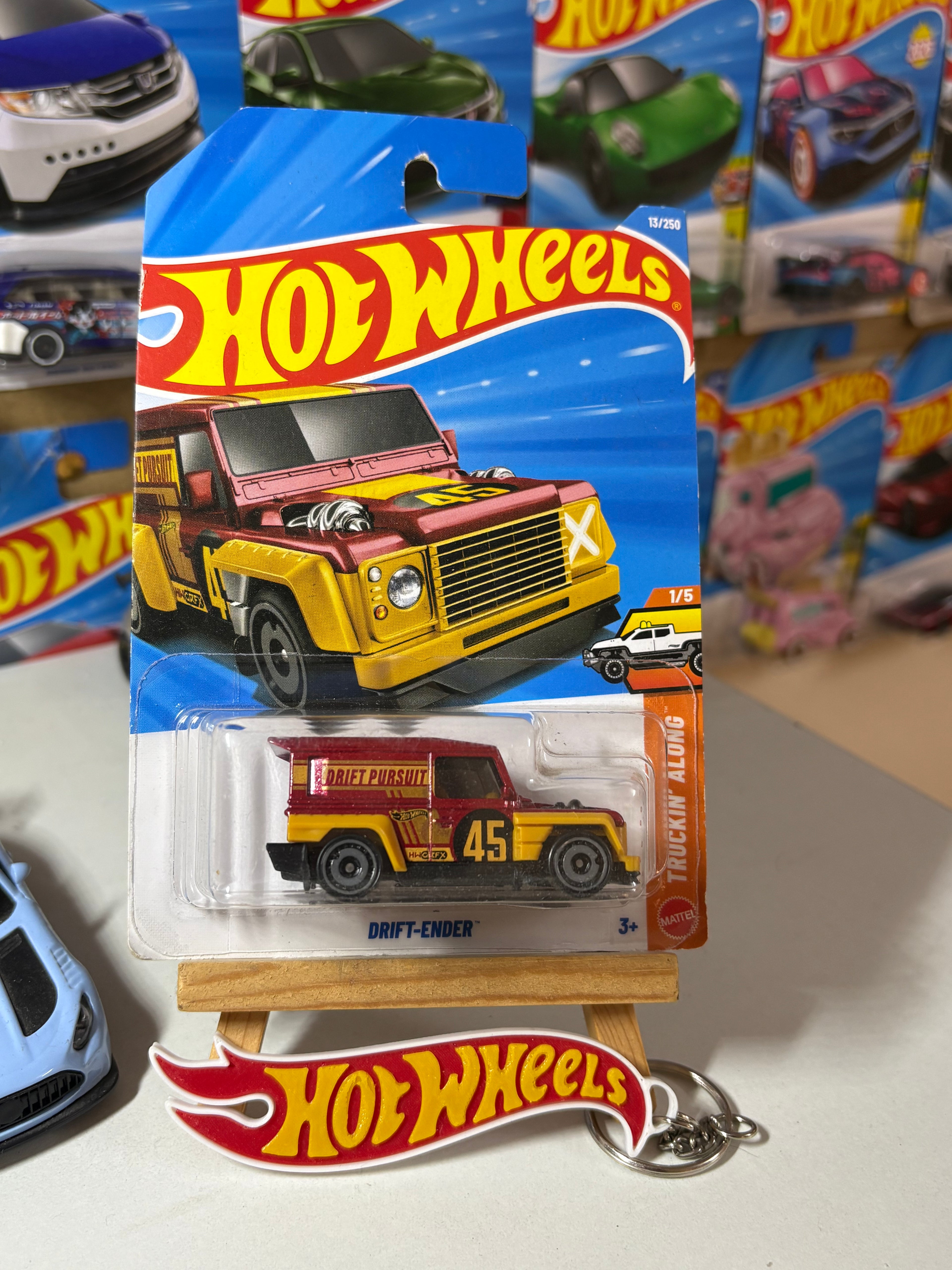 Hot Wheels Drift-Ender – Imported Mainline 1:64 Scale